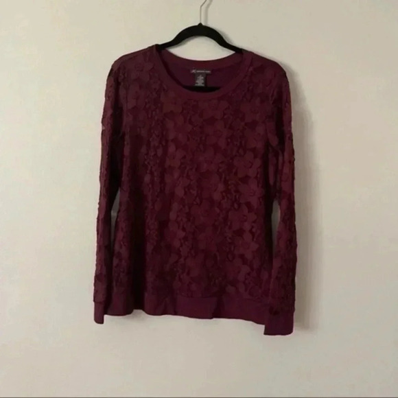 Adrianna Papell overlay lace top in Merlot Small - Picture 2 of 7